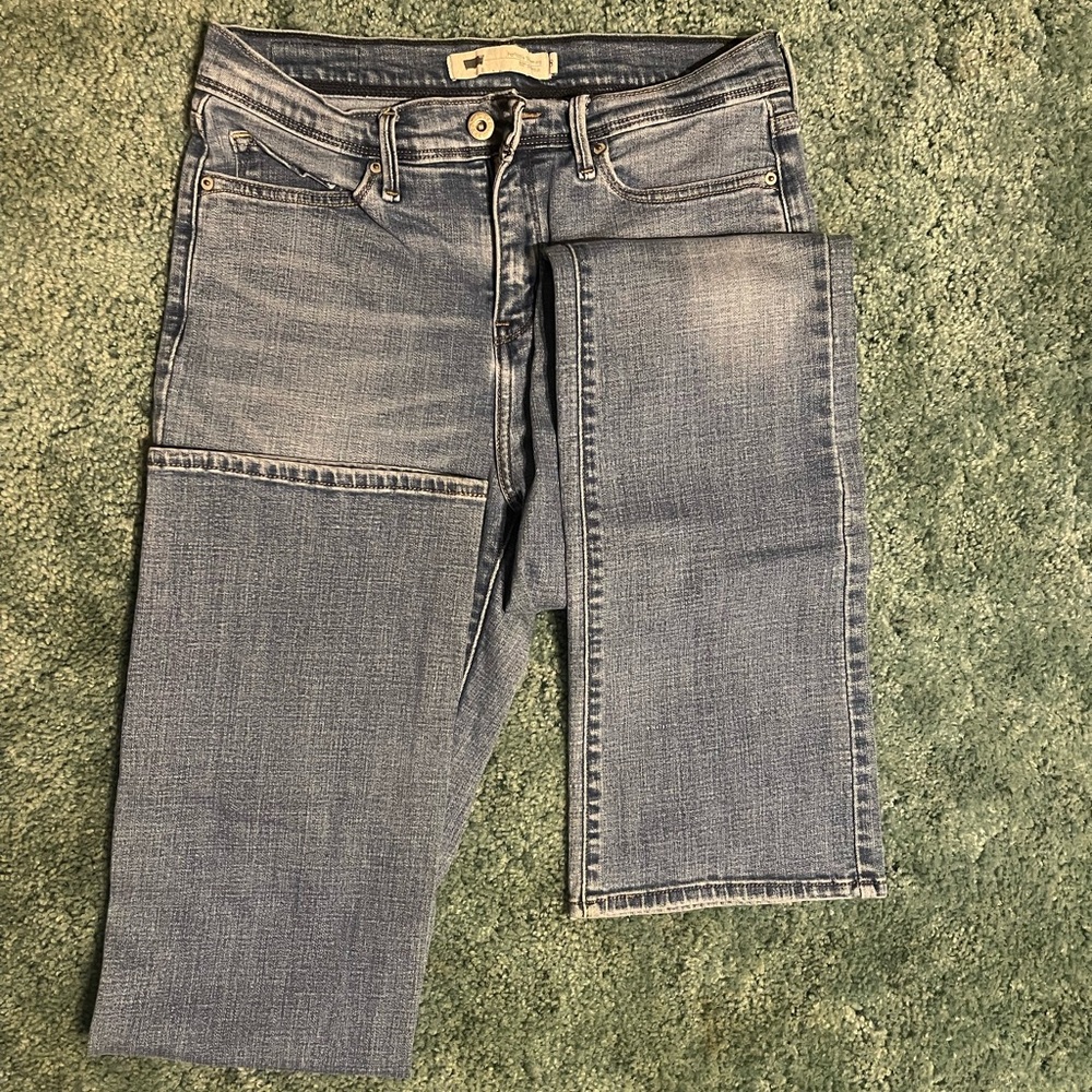 Levi’s Perfectly Slimming 512 Bootcut Jeans